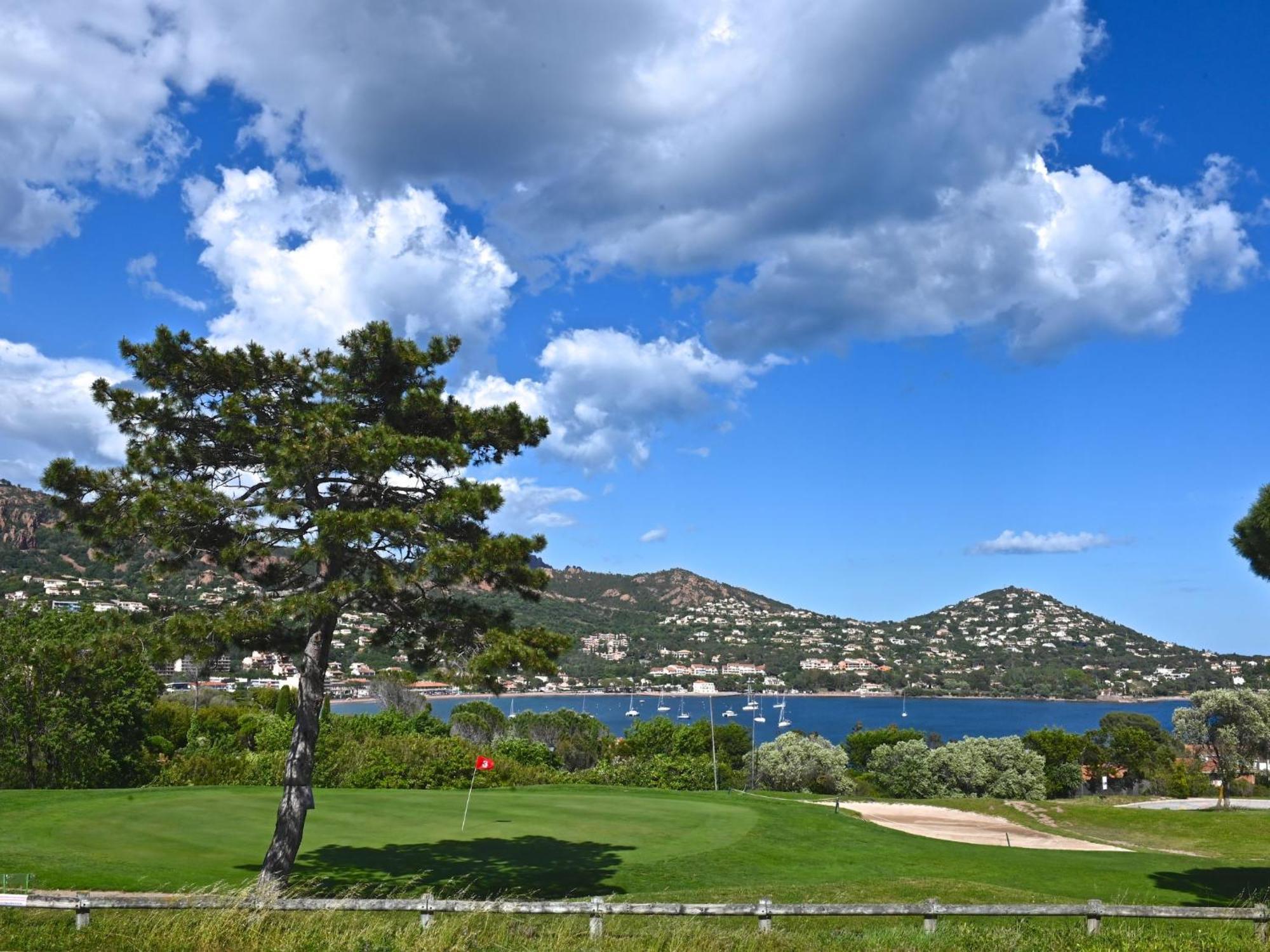 Apartment Village Cap Esterel - L'Esquinade-97 By Interhome Saint-Raphaël Exterior foto