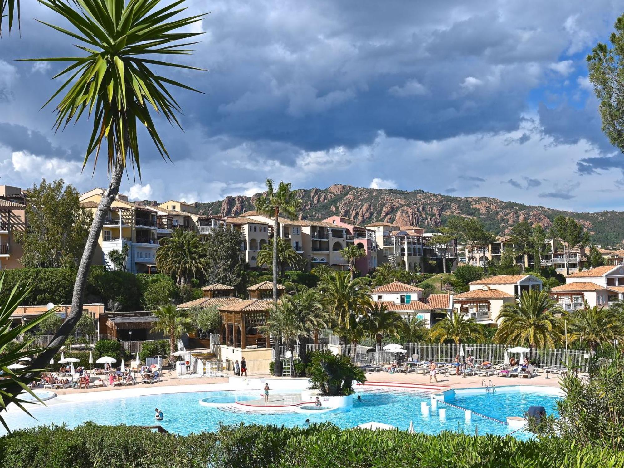 Apartment Village Cap Esterel - L'Esquinade-97 By Interhome Saint-Raphaël Exterior foto